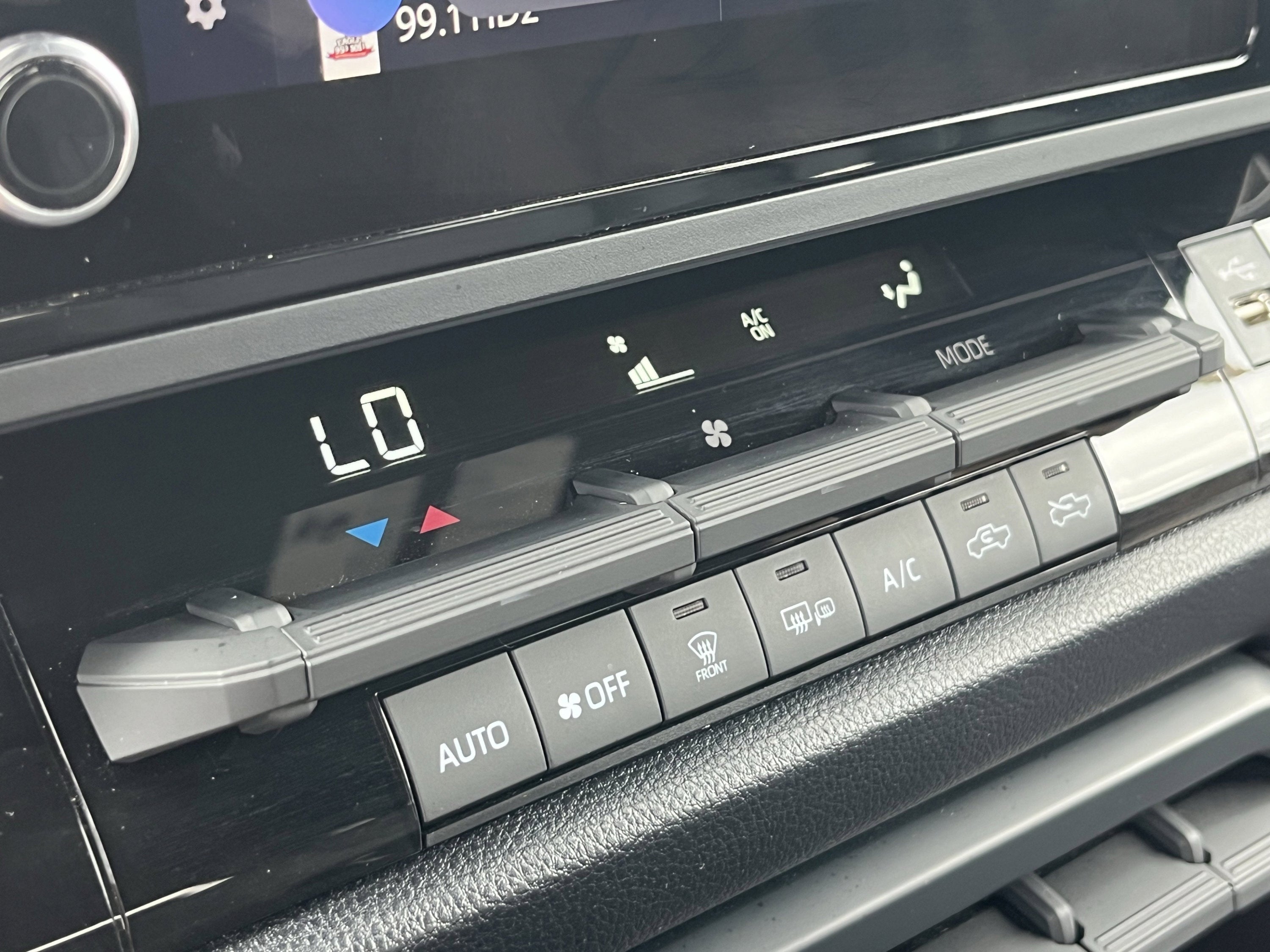 2025 Toyota Tundra SR