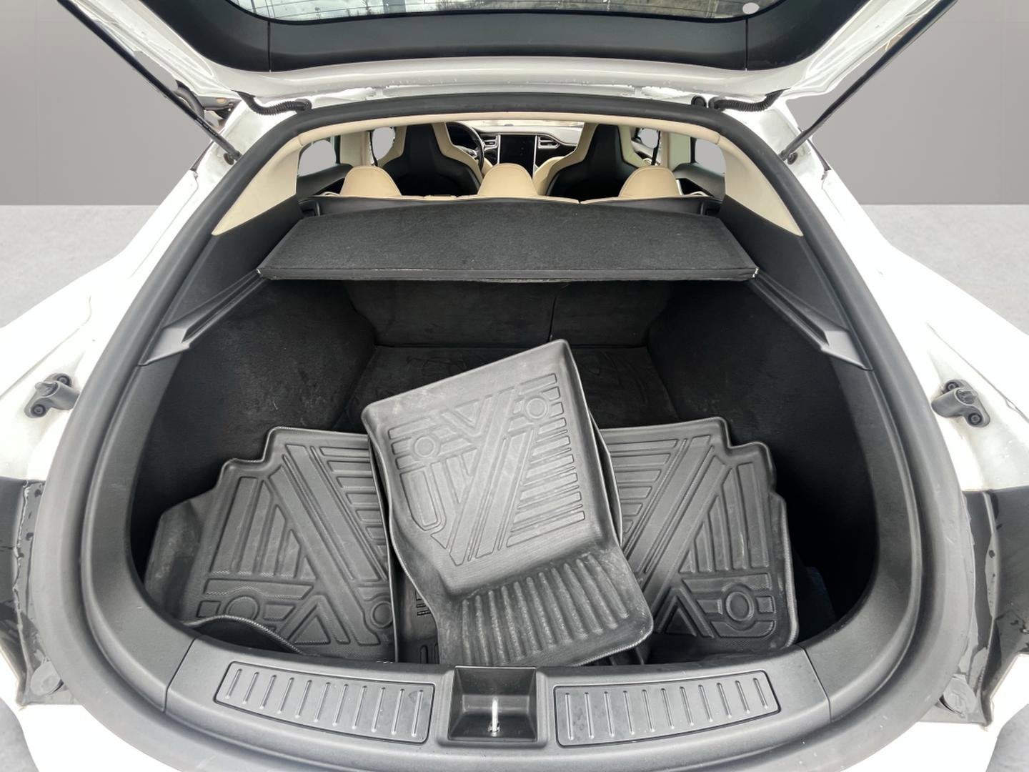 2014 Tesla Model S Base