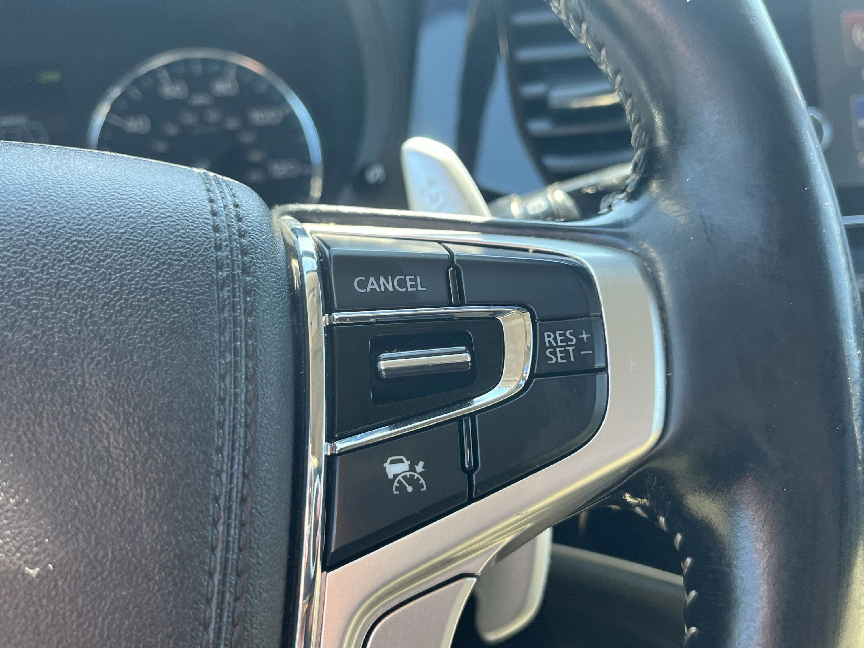 2018 Mitsubishi Outlander PHEV SEL