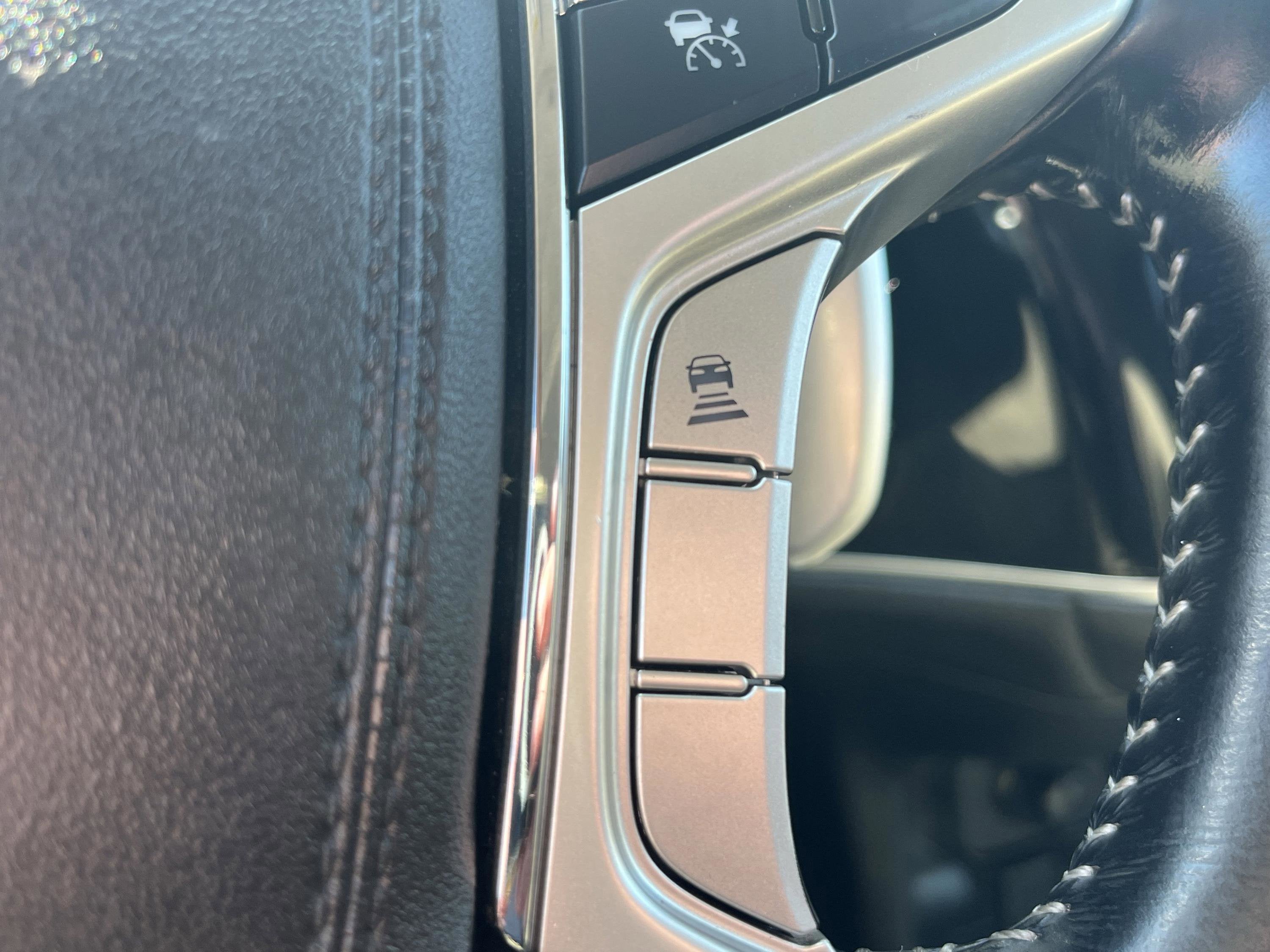 2018 Mitsubishi Outlander PHEV SEL