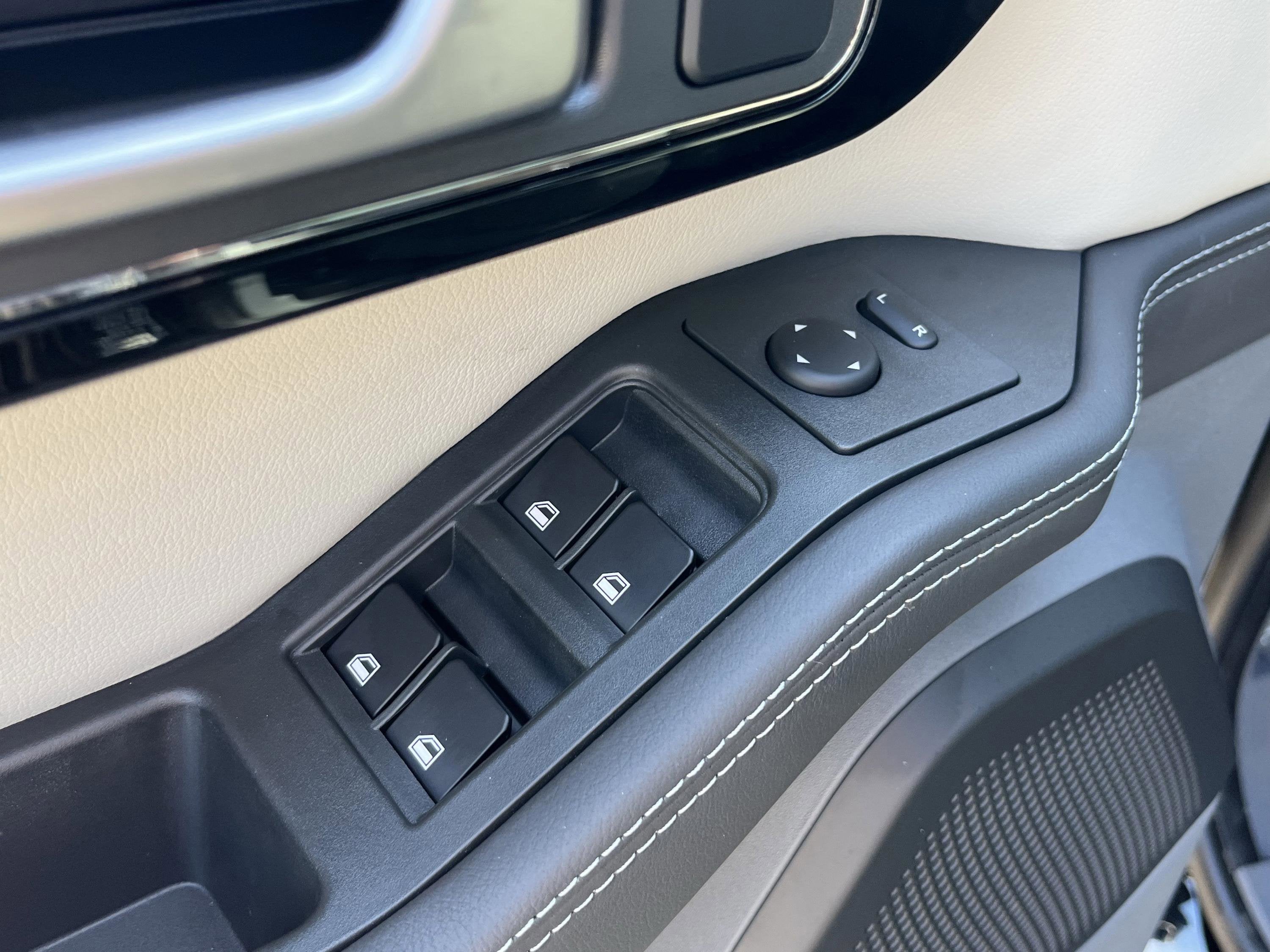 2025 INEOS Grenadier Fieldmaster Edition