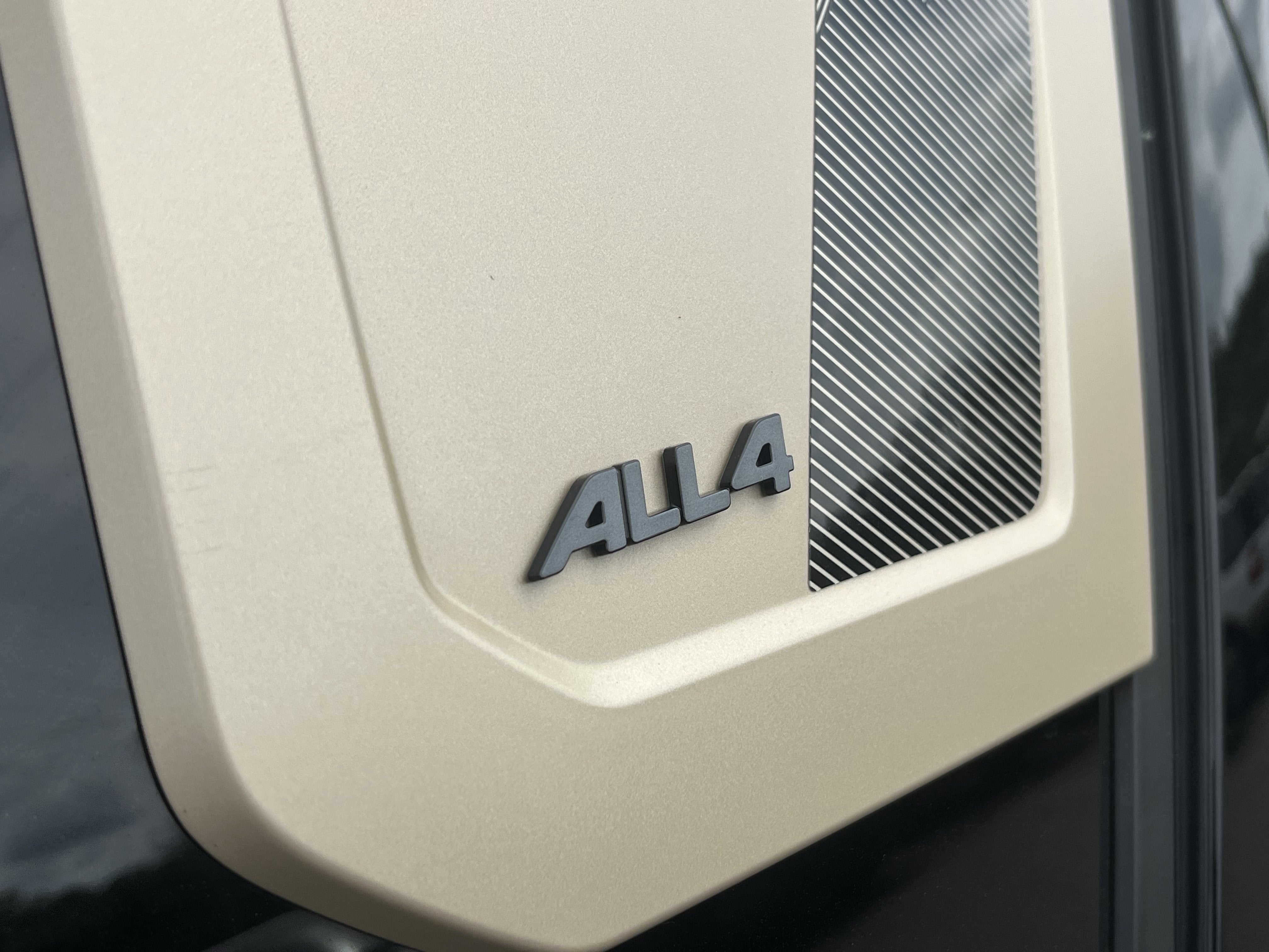 2025 MINI Cooper S Countryman Iconic