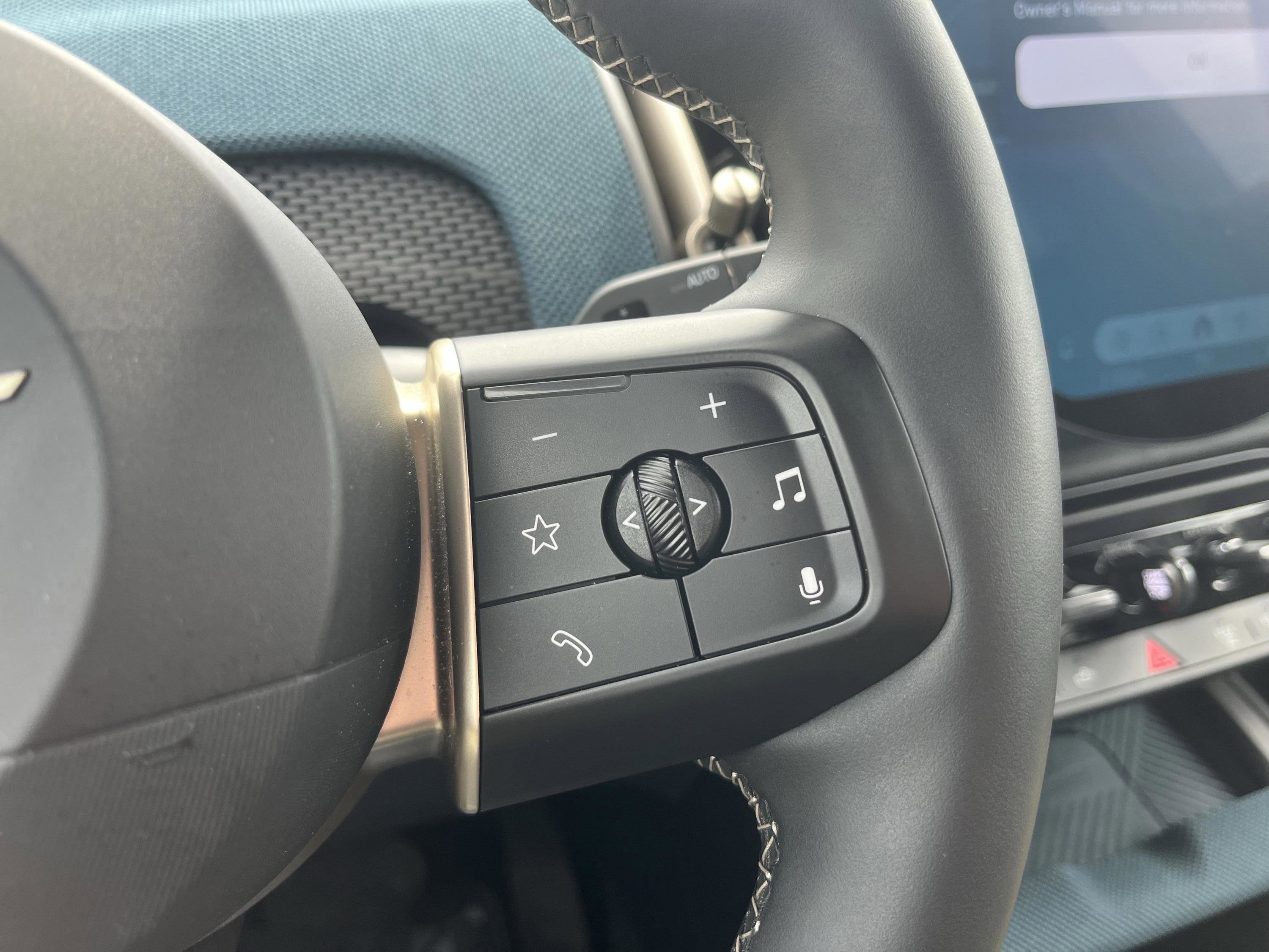 2025 MINI Cooper S Countryman Iconic