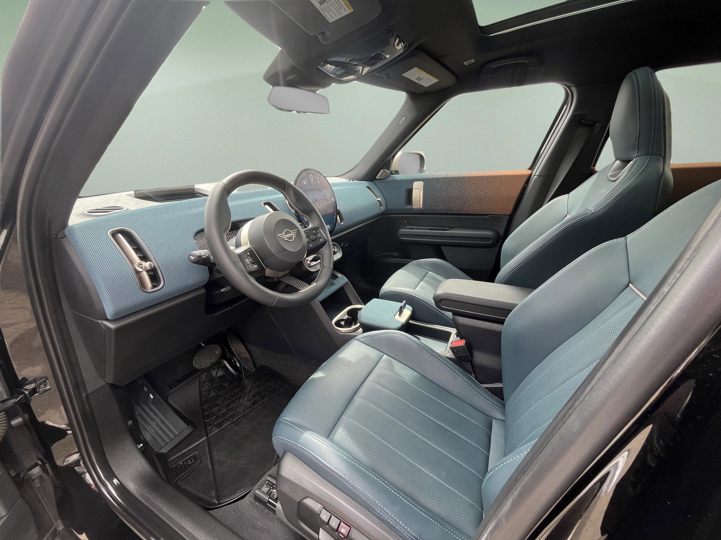 2025 MINI Cooper S Countryman Iconic