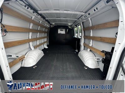 2023 GMC SAVANA CAR BASE