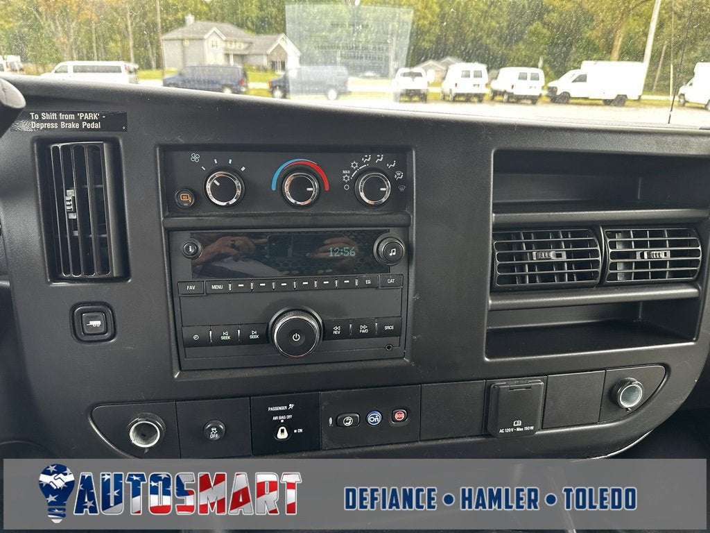 2023 GMC SAVANA CAR BASE