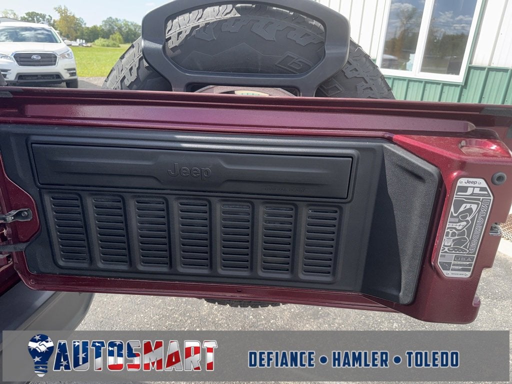 2021 Jeep Wrangler Islander