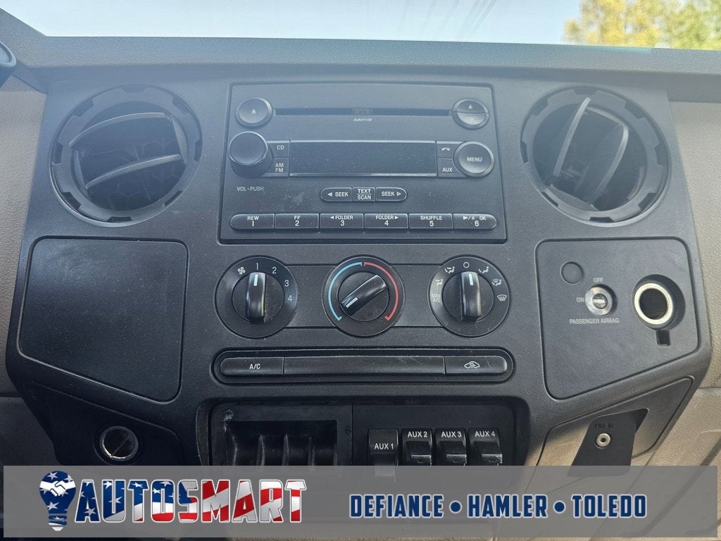 2008 Ford Super Duty F-450 DRW XL