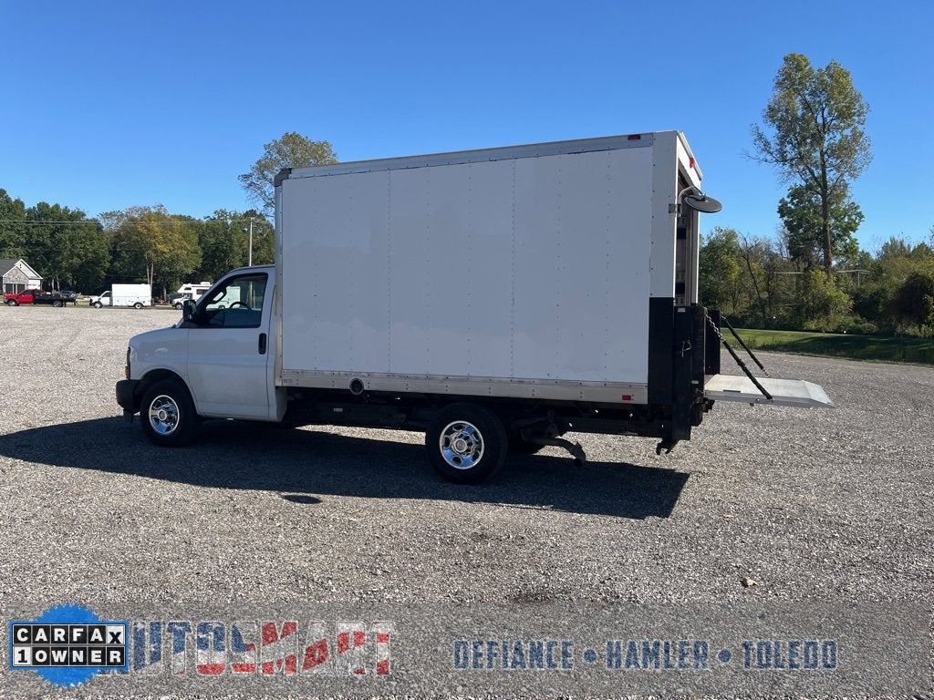 2017 Chevrolet Express Cutaway 3500 BASE