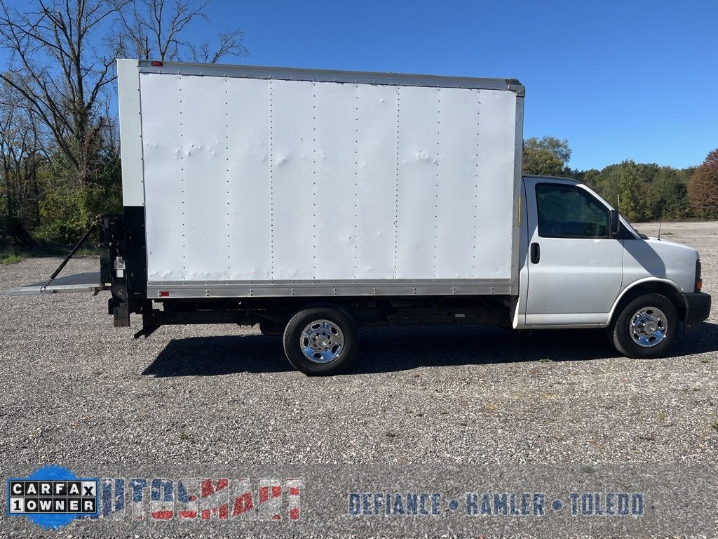 2017 Chevrolet Express Cutaway 3500 BASE