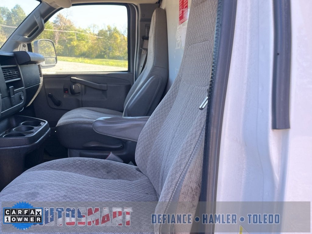 2017 Chevrolet Express Cutaway 3500 BASE