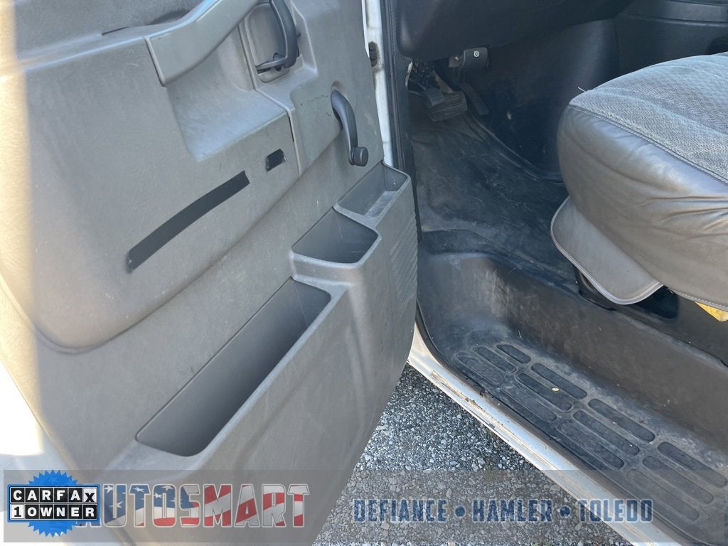 2017 Chevrolet Express Cutaway 3500 BASE