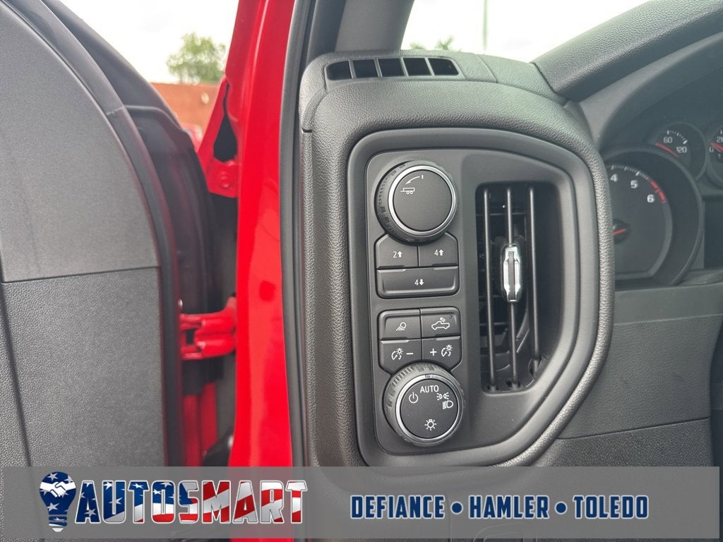 2025 Chevrolet Silverado 2500 HD Custom