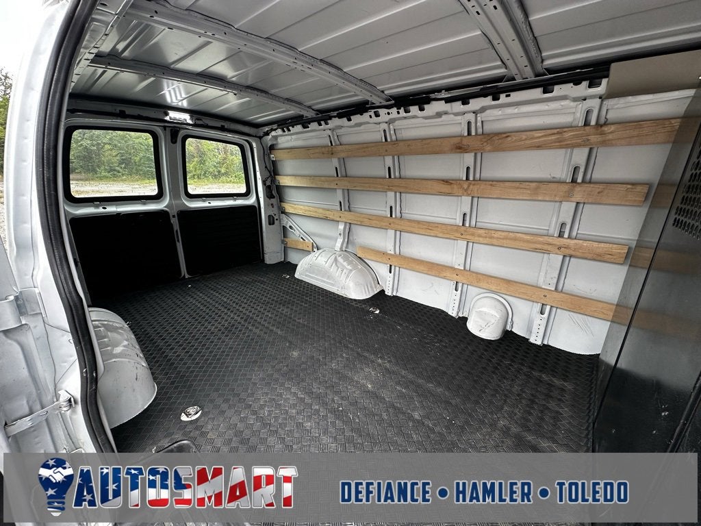 2024 Chevrolet Express Cargo 2500 WT