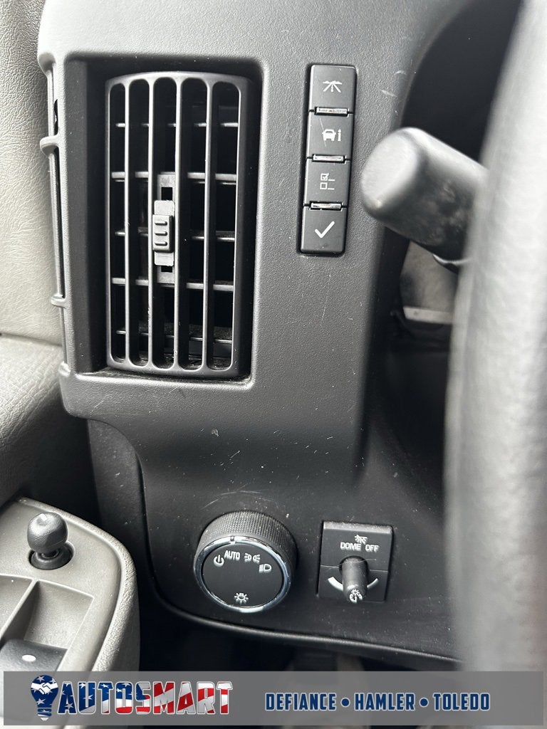 2024 Chevrolet Express Cargo 2500 WT