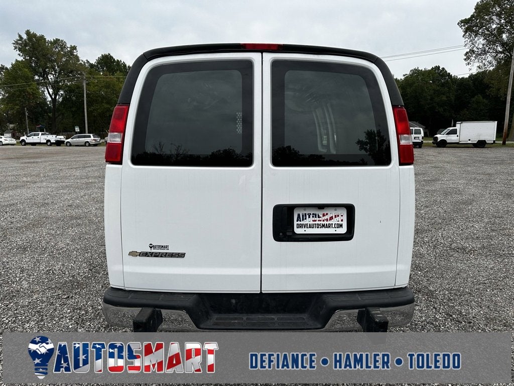2024 Chevrolet Express Cargo 2500 WT