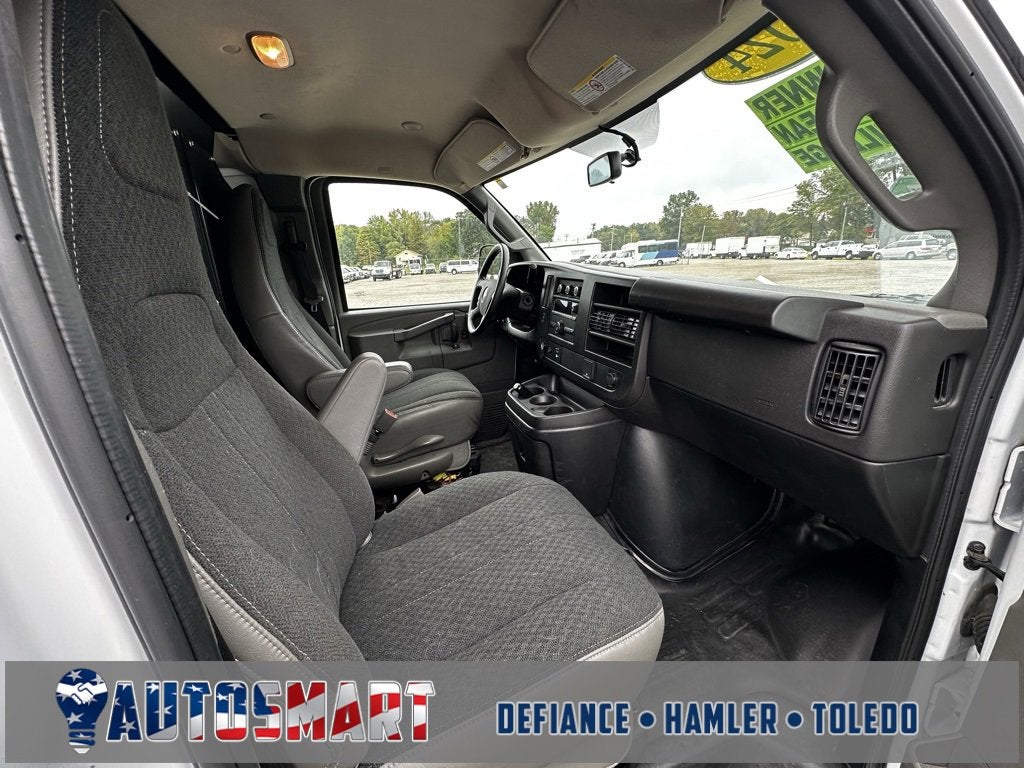 2024 Chevrolet Express Cargo 2500 WT