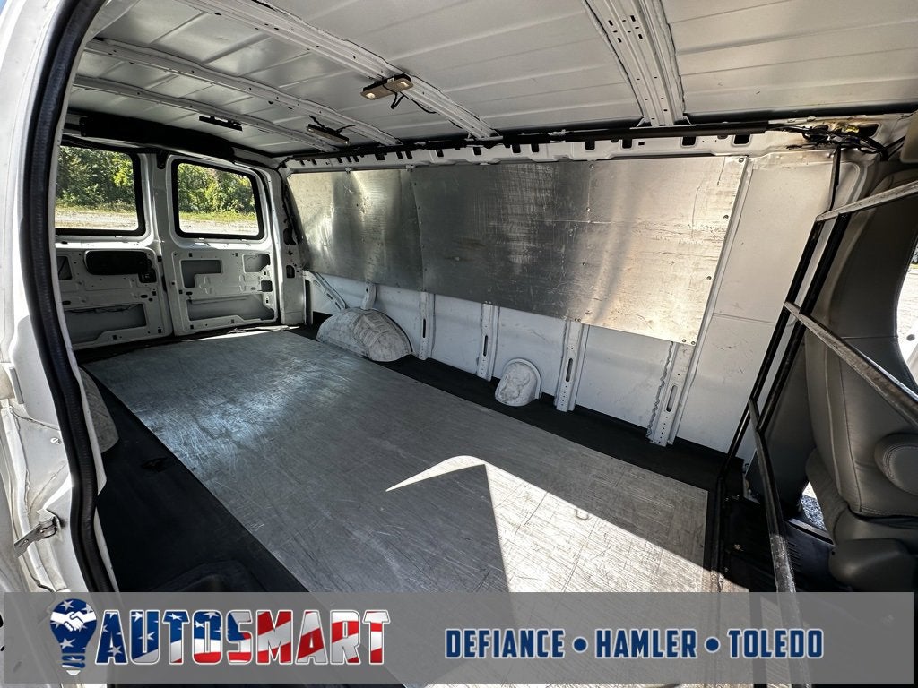 2016 Chevrolet Express Cargo 3500 BASE