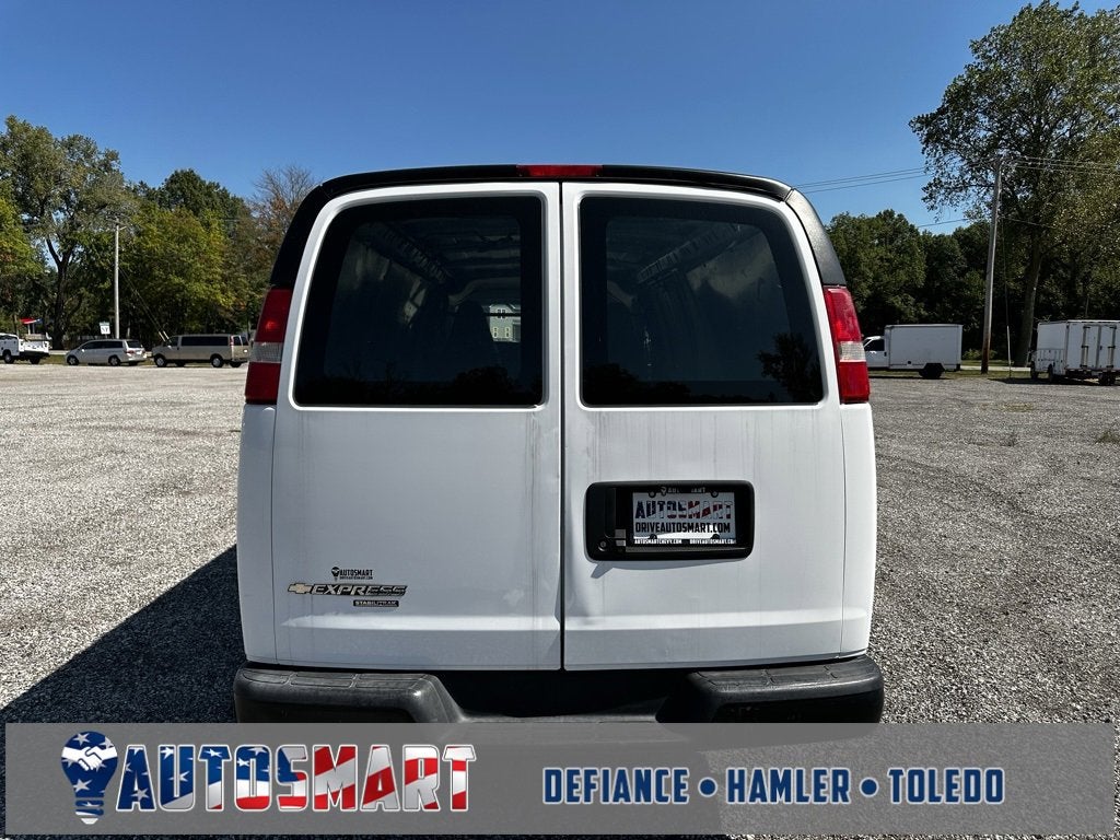 2016 Chevrolet Express Cargo 3500 BASE