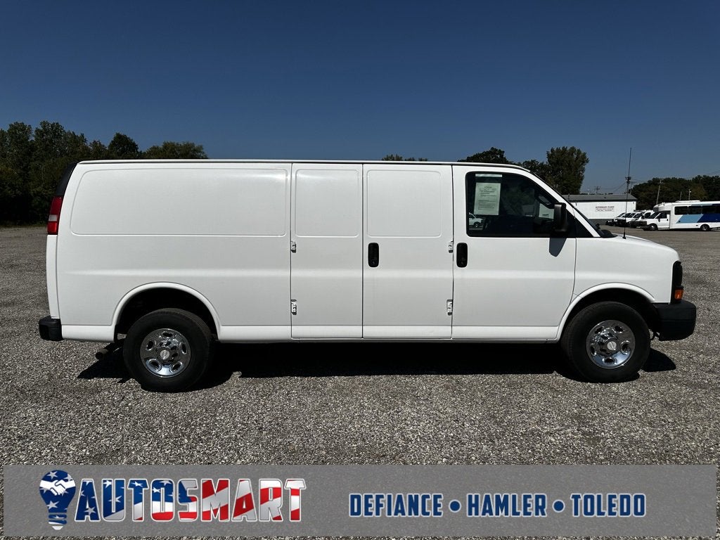2016 Chevrolet Express Cargo 3500 BASE