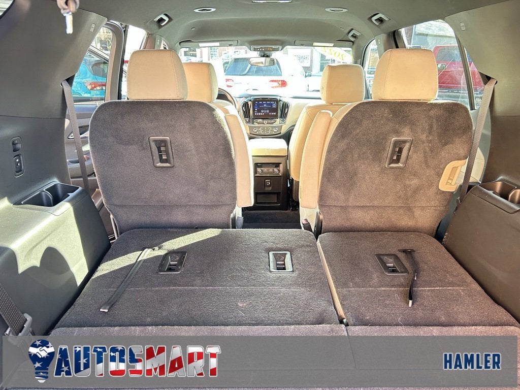 2022 Chevrolet Traverse LT Cloth