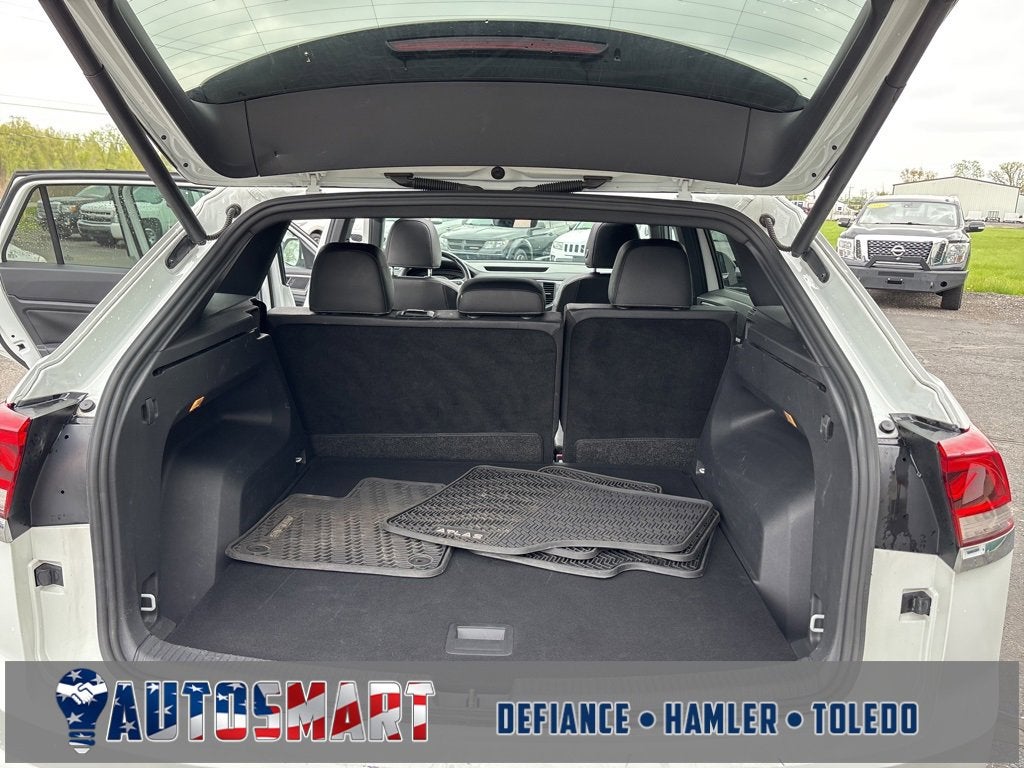 2020 Volkswagen Atlas Cross Sport 2.0T SE w/Technology