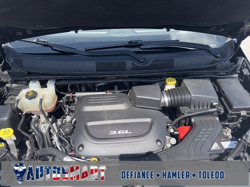 2017 Chrysler Pacifica Touring-L