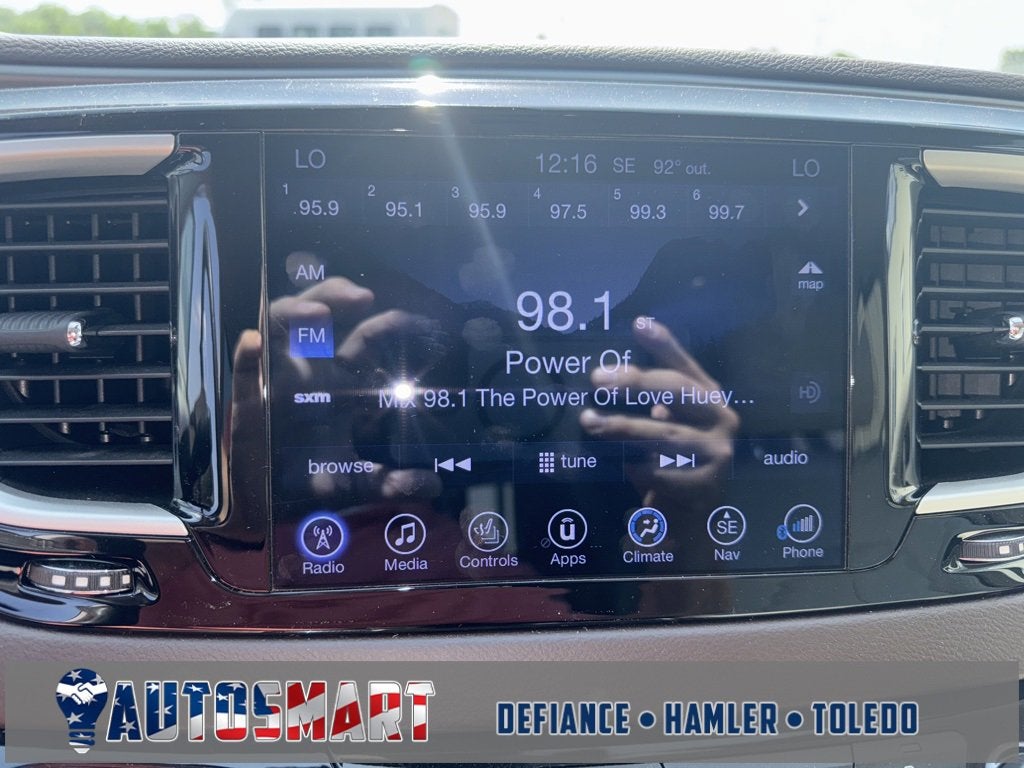 2017 Chrysler Pacifica Touring-L