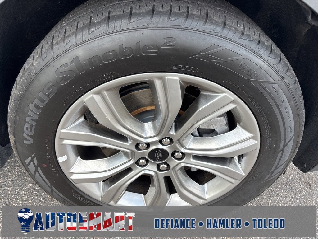 2024 Ford Edge Titanium