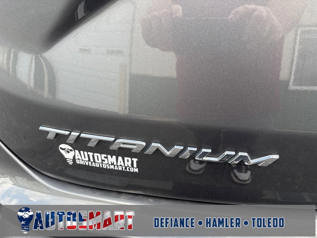 2024 Ford Edge Titanium