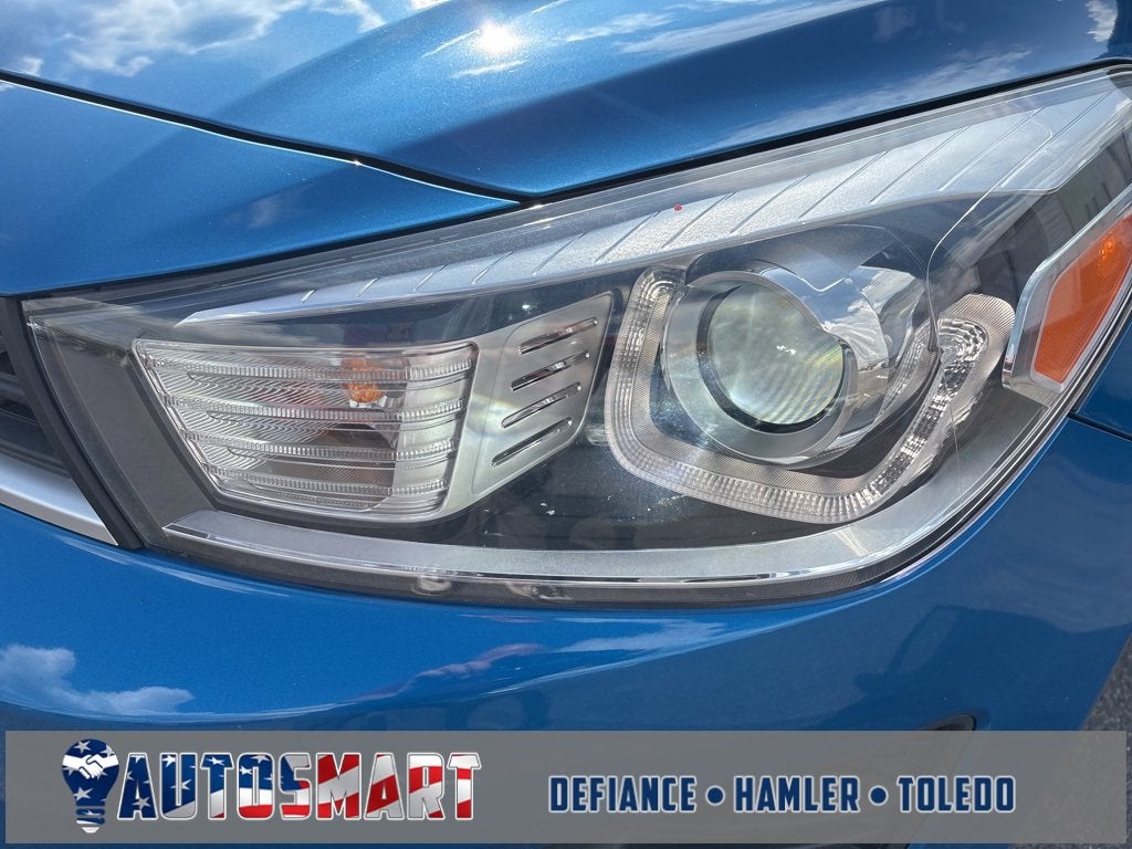 2022 Kia Rio 5-Door S