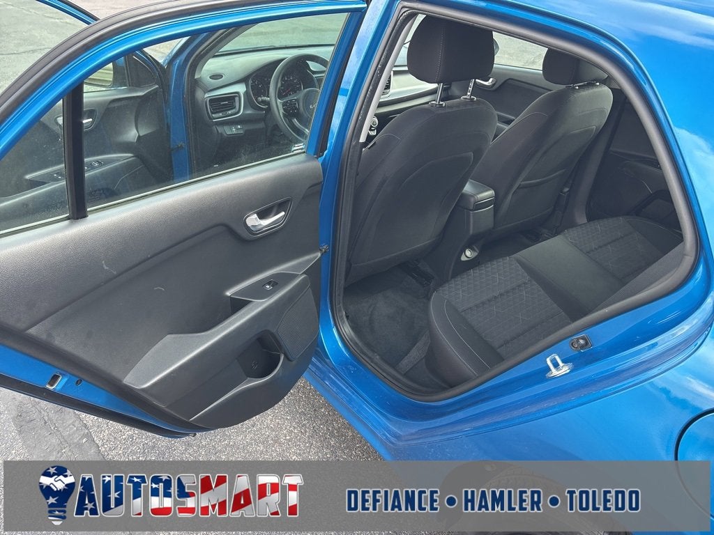 2022 Kia Rio 5-Door S