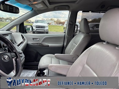 2016 Toyota Sienna XLE