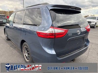 2016 Toyota Sienna XLE