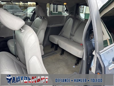 2016 Toyota Sienna XLE