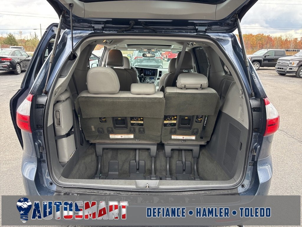 2016 Toyota Sienna XLE