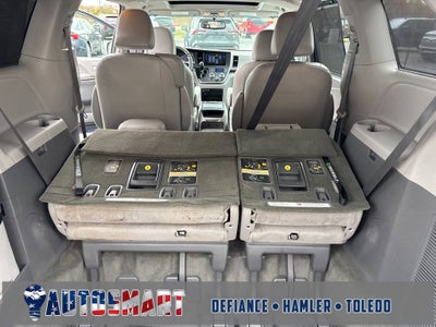 2016 Toyota Sienna XLE
