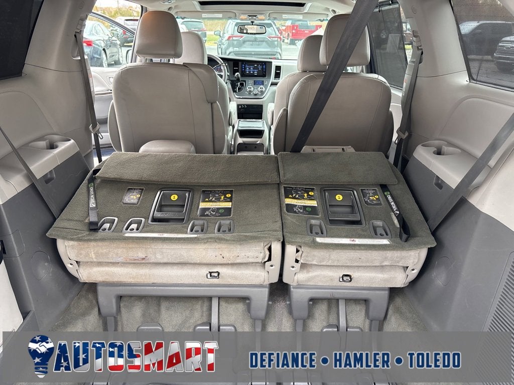 2016 Toyota Sienna XLE