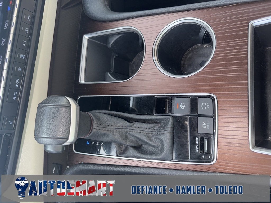 2023 Toyota Sienna XLE