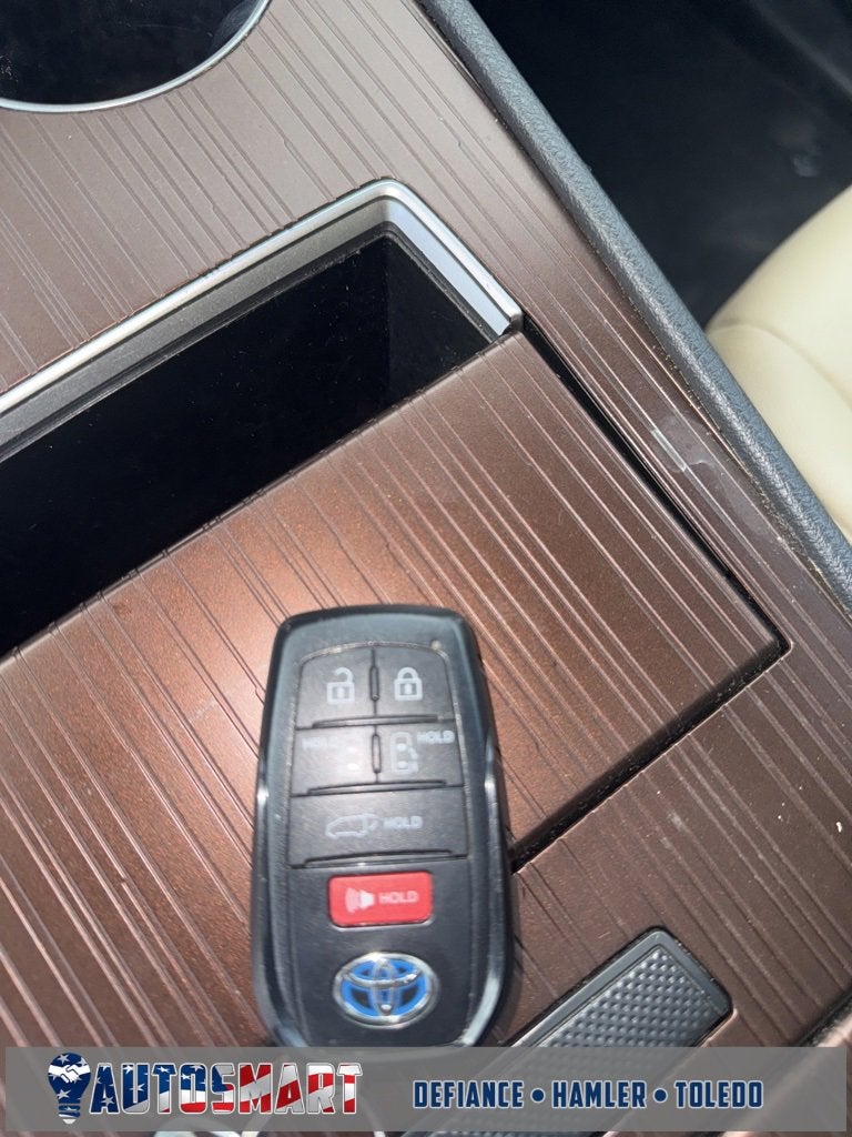 2023 Toyota Sienna XLE