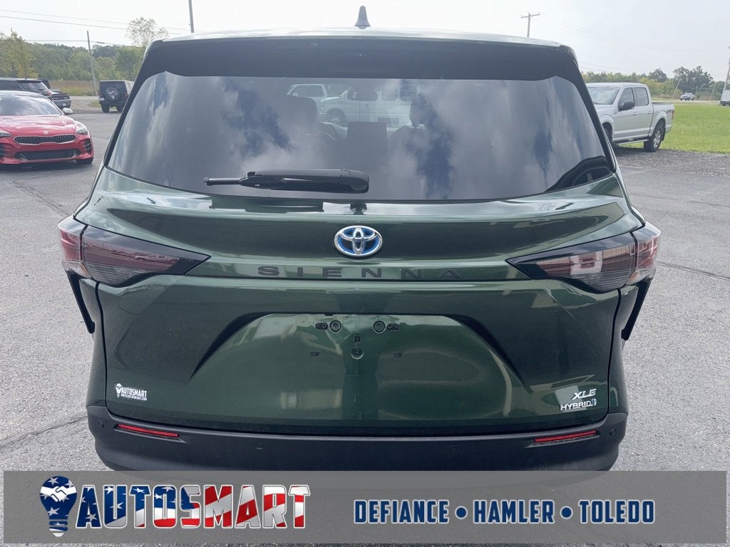 2023 Toyota Sienna XLE