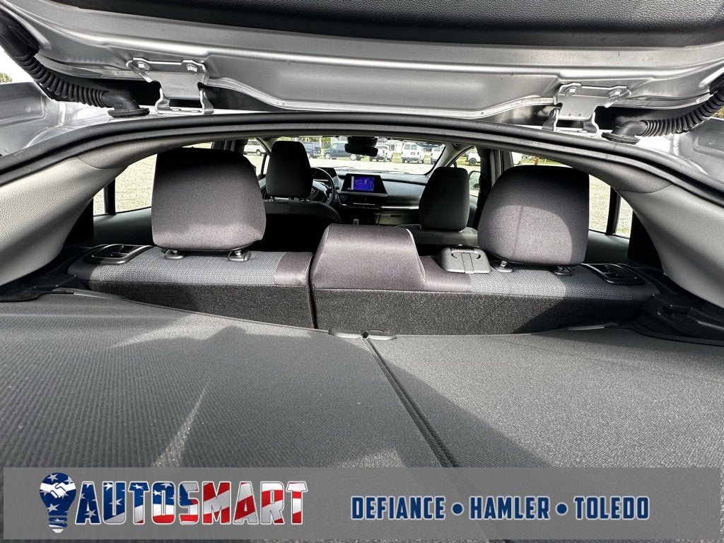 2024 Toyota Prius LE