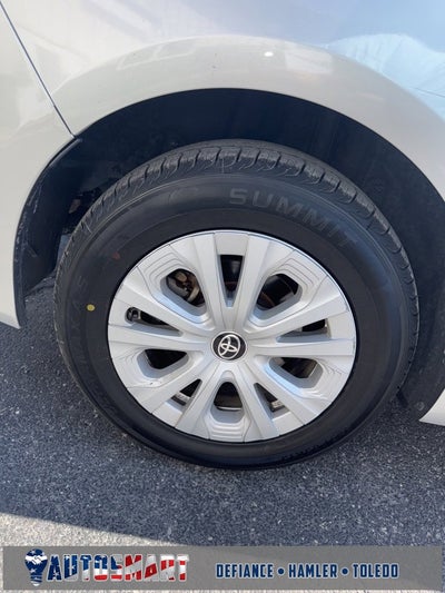 2019 Toyota Prius L Eco