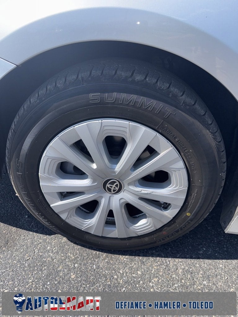 2019 Toyota Prius L Eco