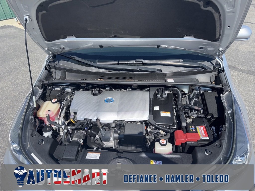 2019 Toyota Prius L Eco