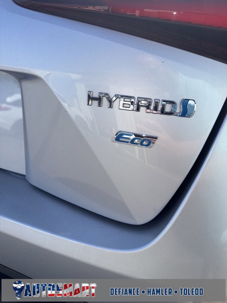 2019 Toyota Prius L Eco