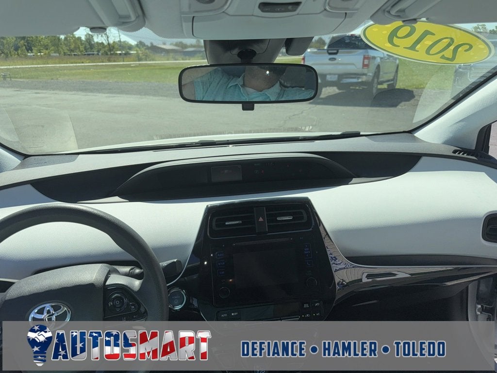 2019 Toyota Prius L Eco