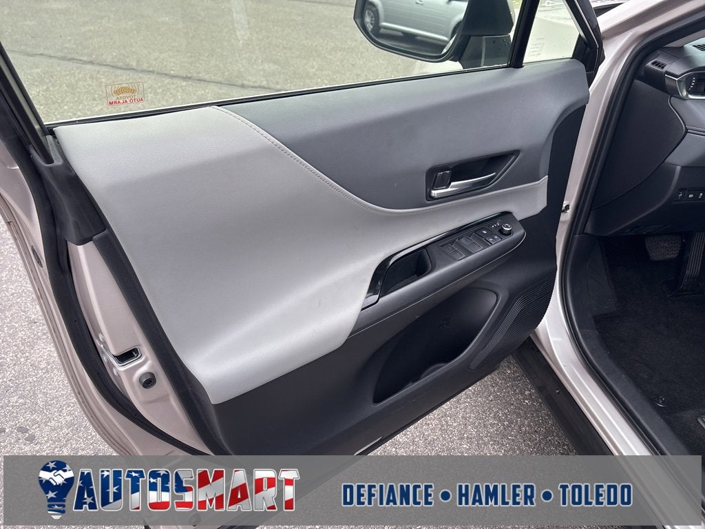 2021 Toyota Venza LE