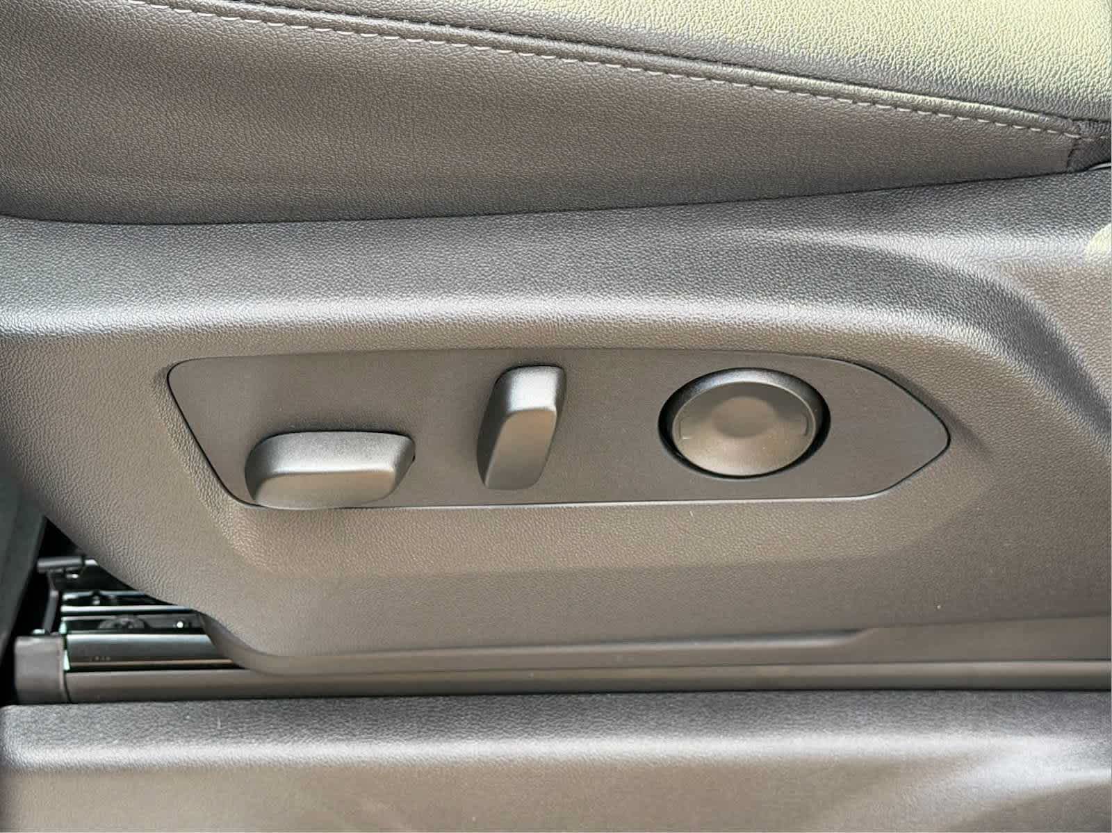 2026 Chevrolet Silverado 1500 RST - Photo 10