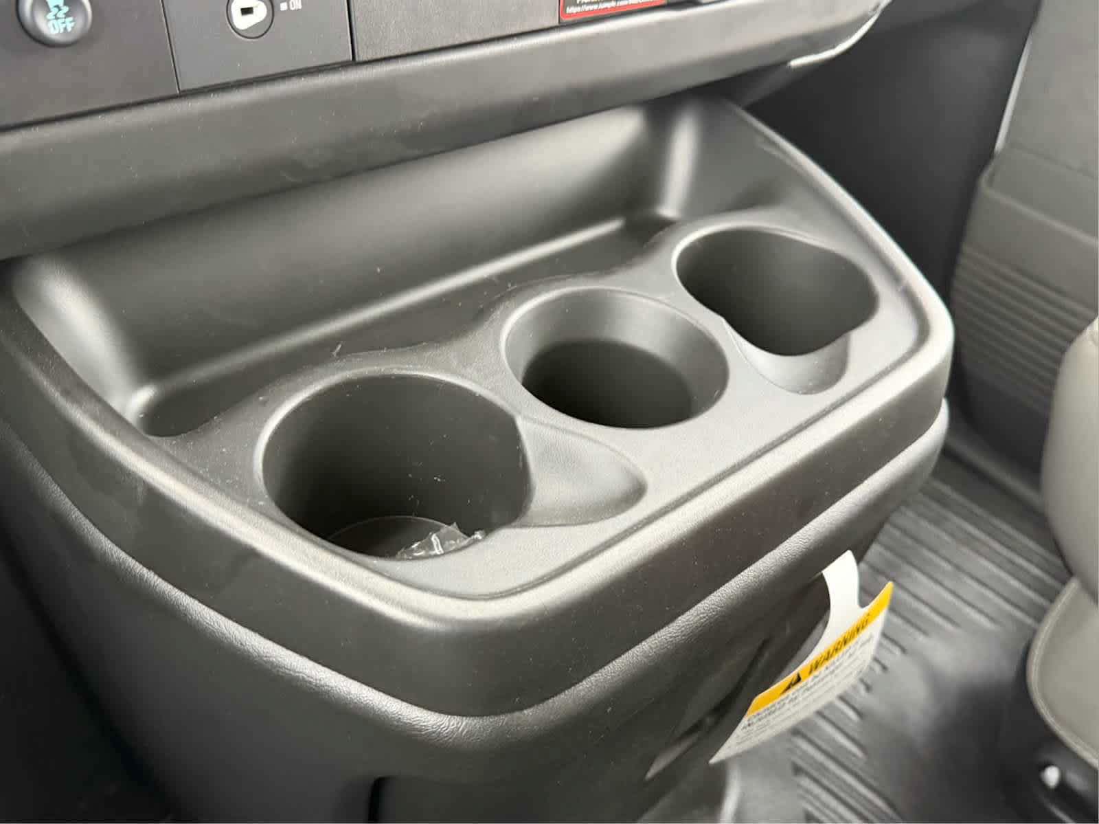 2026 Chevrolet Express Cargo Work Van - Photo 32